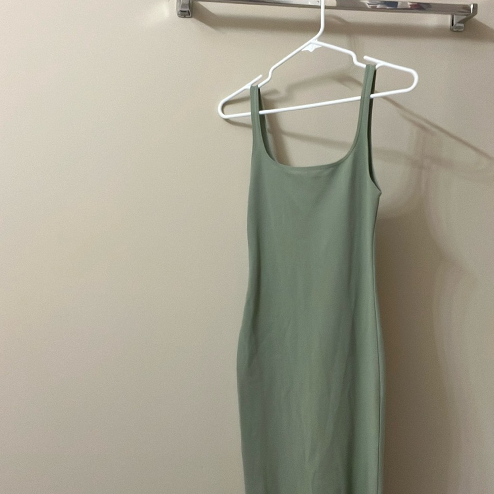 Zara green dress size medium really cute there is slight piling